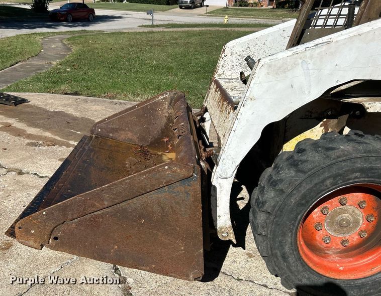 image for item DJ6448 1992 Bobcat 743B  skid steer loader