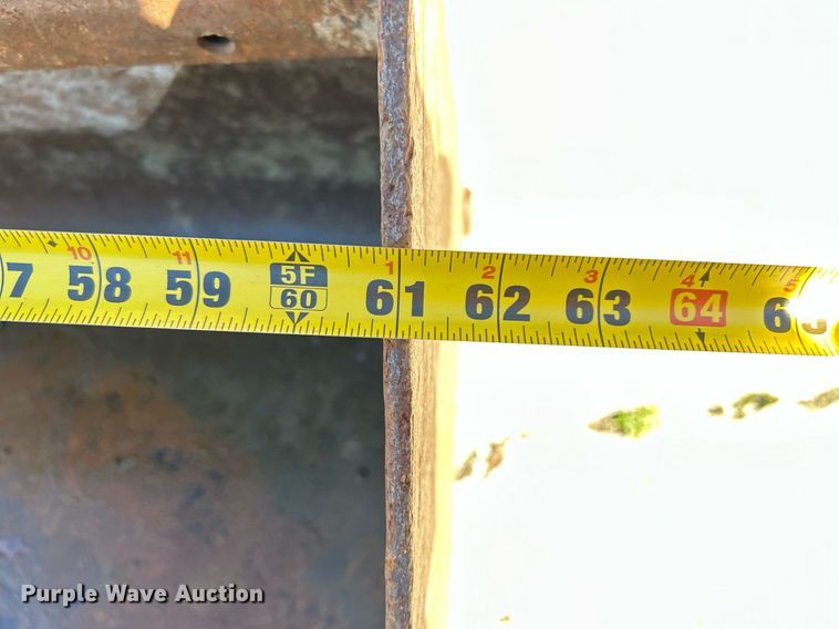 image for item DJ6448 1992 Bobcat 743B  skid steer loader