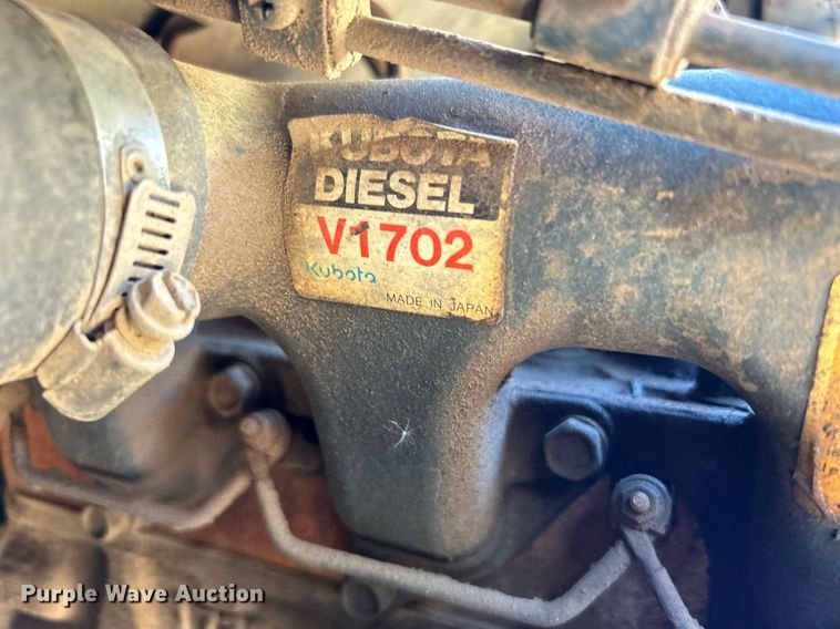 image for item DJ6448 1992 Bobcat 743B  skid steer loader