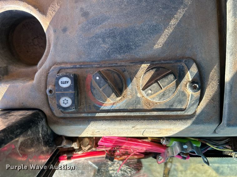 image for item DJ6458 2012 Caterpillar D6KXL  dozer