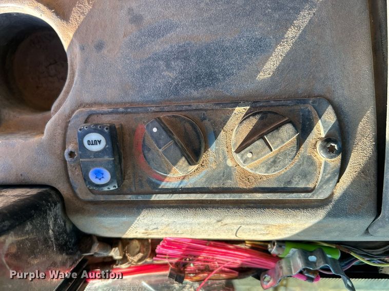 image for item DJ6458 2012 Caterpillar D6KXL  dozer