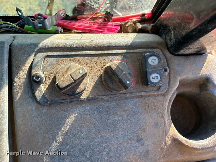 image for item DJ6458 2012 Caterpillar D6KXL  dozer