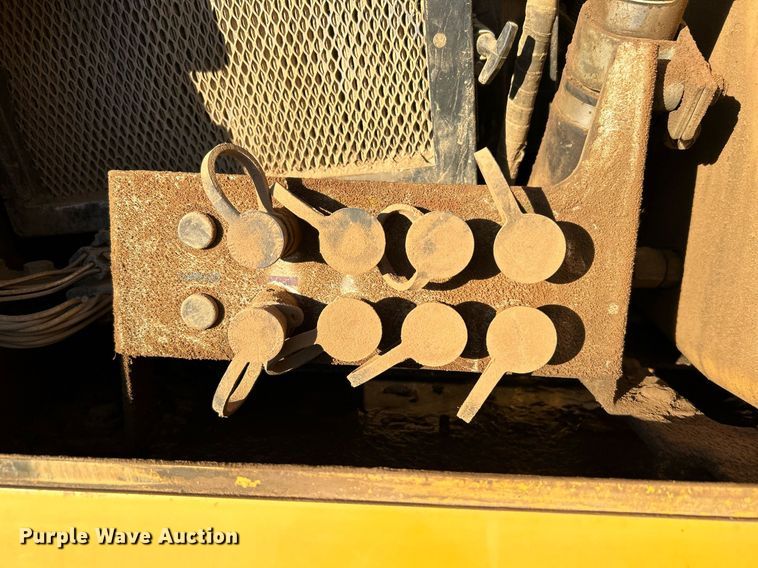 image for item DJ6458 2012 Caterpillar D6KXL  dozer