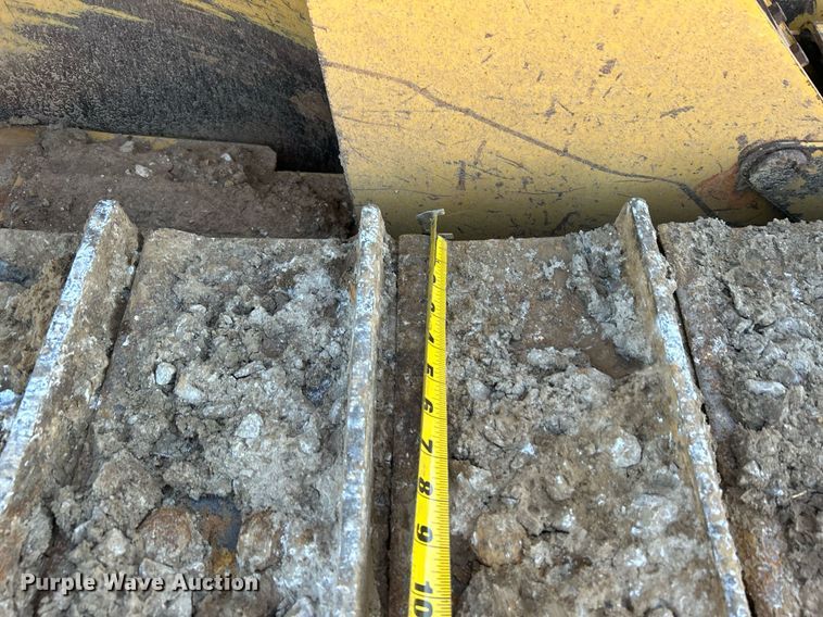 image for item DJ6458 2012 Caterpillar D6KXL  dozer