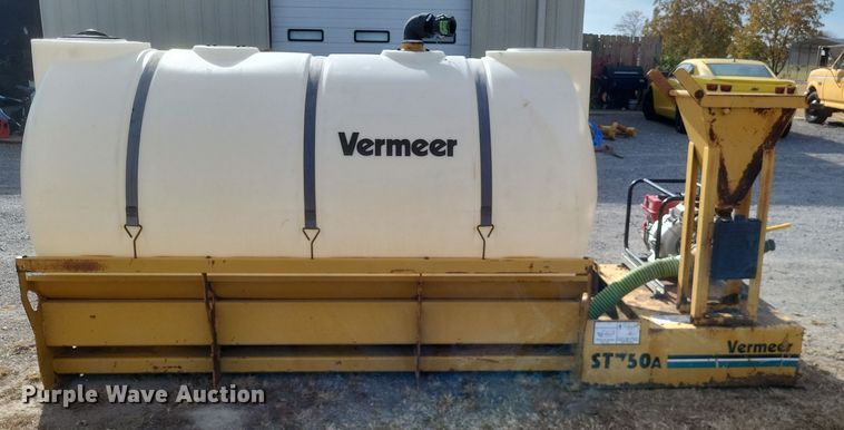 image for item DK1173 2000 Vermeer ST750A  mud mixer