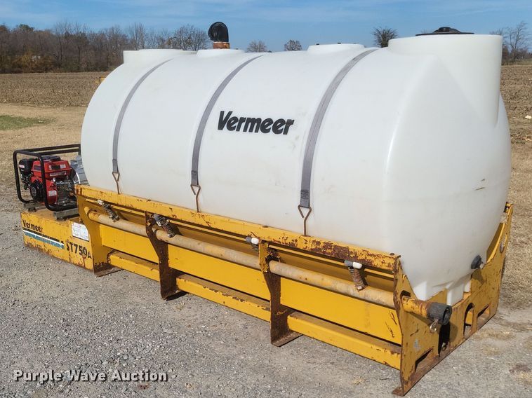 image for item DK1173 2000 Vermeer ST750A  mud mixer