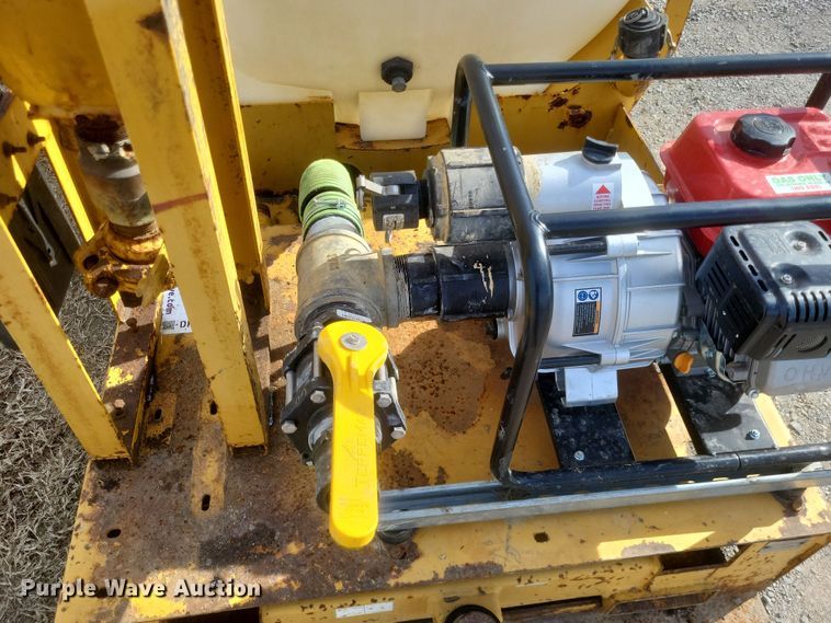 image for item DK1173 2000 Vermeer ST750A  mud mixer