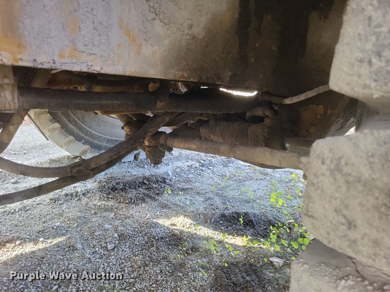 image for item DK1174 1996 Caterpillar 775B  haul truck