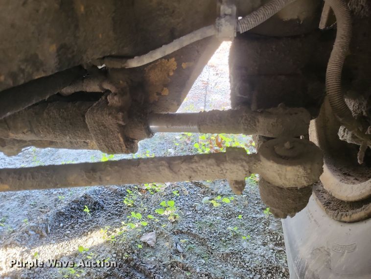 image for item DK1174 1996 Caterpillar 775B  haul truck