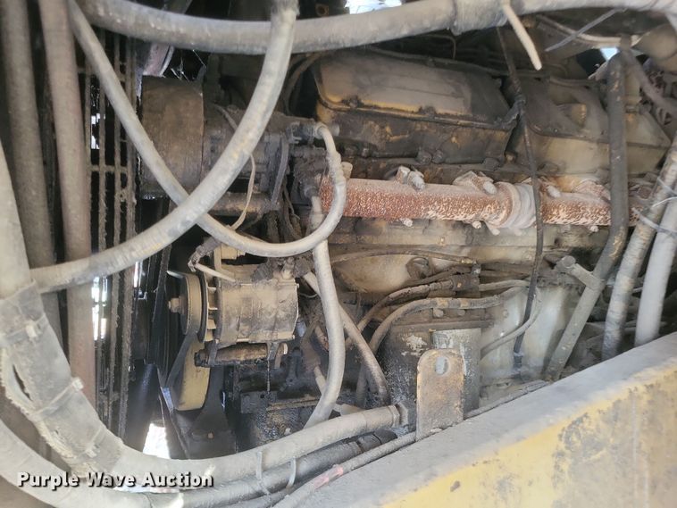 image for item DK1174 1996 Caterpillar 775B  haul truck