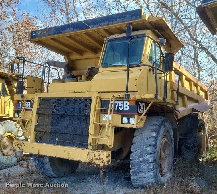 image for item DK1175 1995 Caterpillar 775B  haul truck