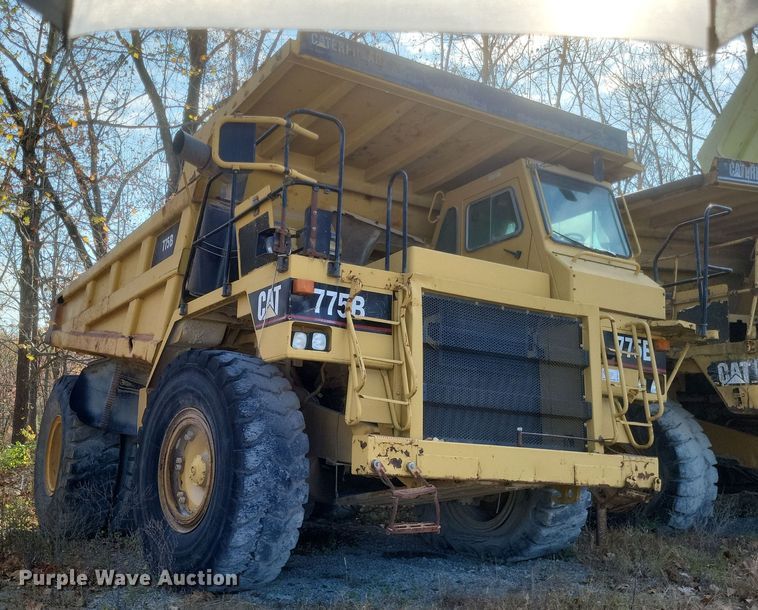 image for item DK1175 1995 Caterpillar 775B  haul truck