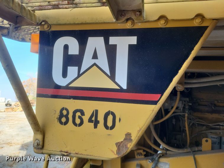 image for item DK1175 1995 Caterpillar 775B  haul truck