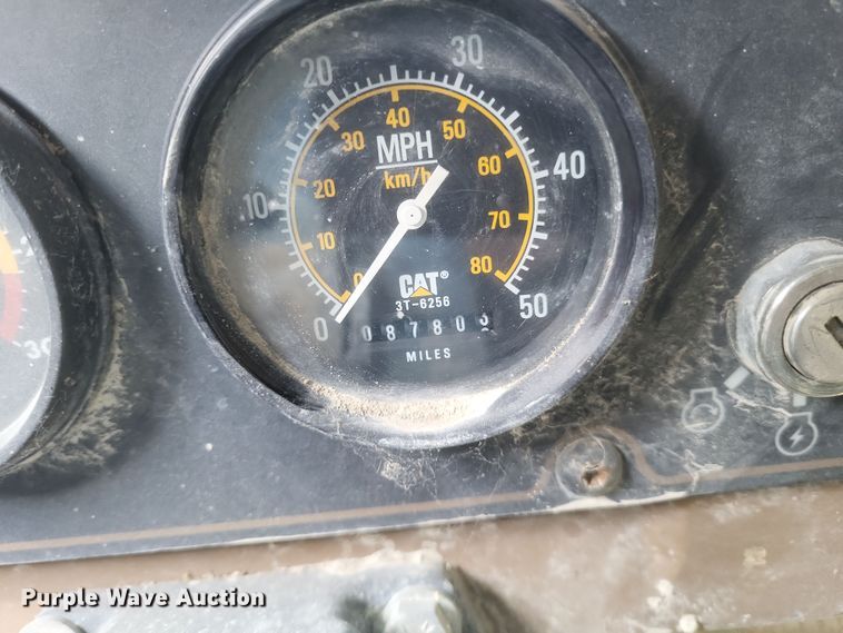 image for item DK1175 1995 Caterpillar 775B  haul truck