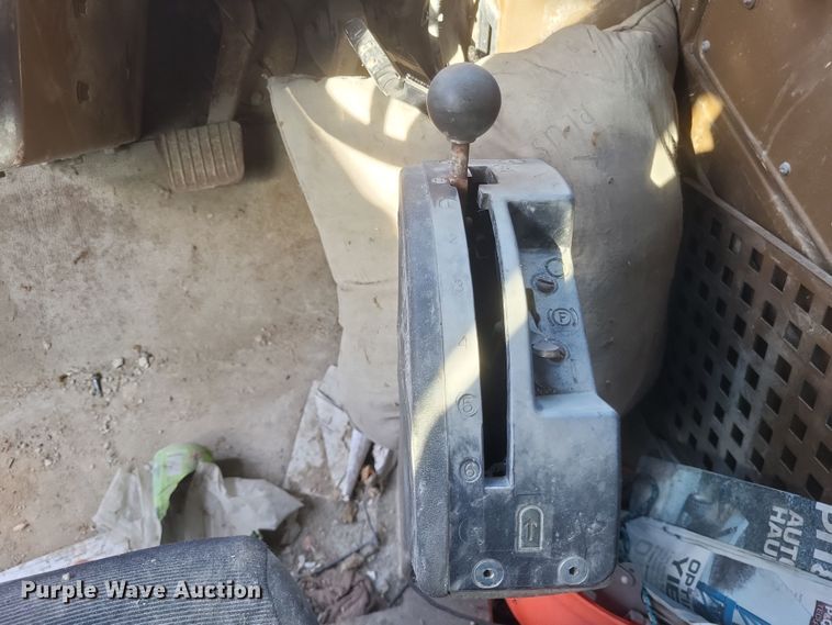 image for item DK1175 1995 Caterpillar 775B  haul truck