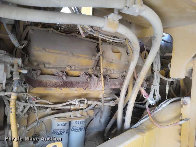 image for item DK1175 1995 Caterpillar 775B  haul truck