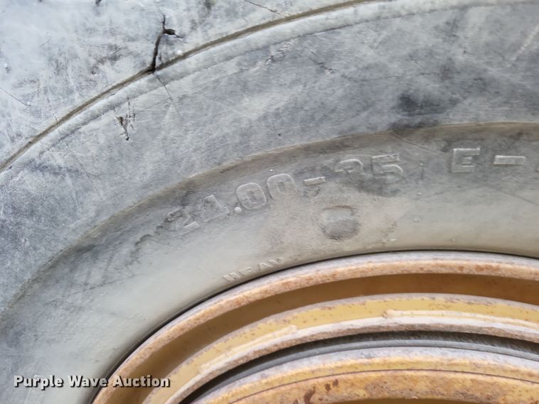 image for item DK1175 1995 Caterpillar 775B  haul truck