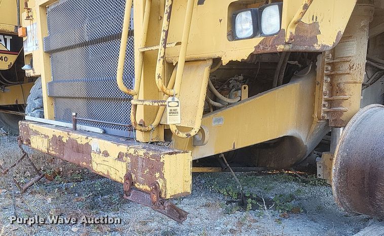 image for item DK1176 1996 Caterpillar 775B  haul truck