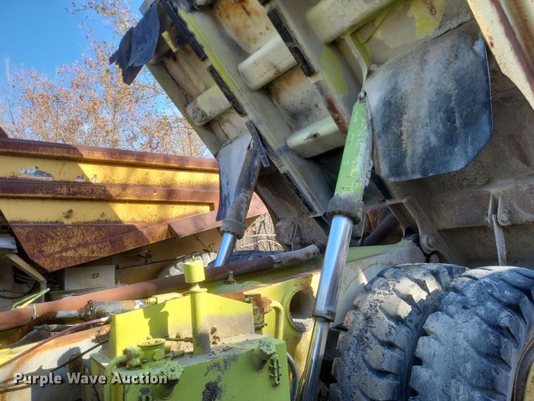 image for item DK1177 1991 Euclid R35  haul truck