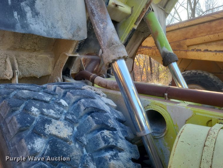 image for item DK1177 1991 Euclid R35  haul truck