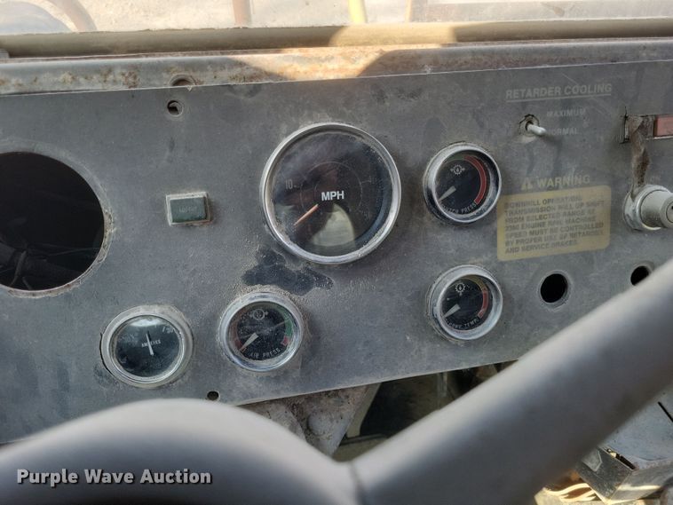 image for item DK1177 1991 Euclid R35  haul truck