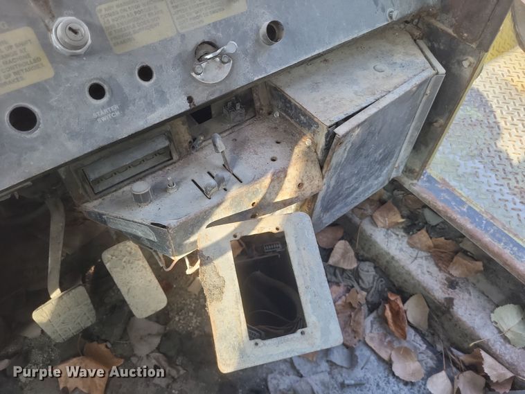 image for item DK1177 1991 Euclid R35  haul truck