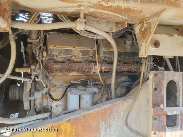 image for item DK1178 1994 Caterpillar 775B  haul truck
