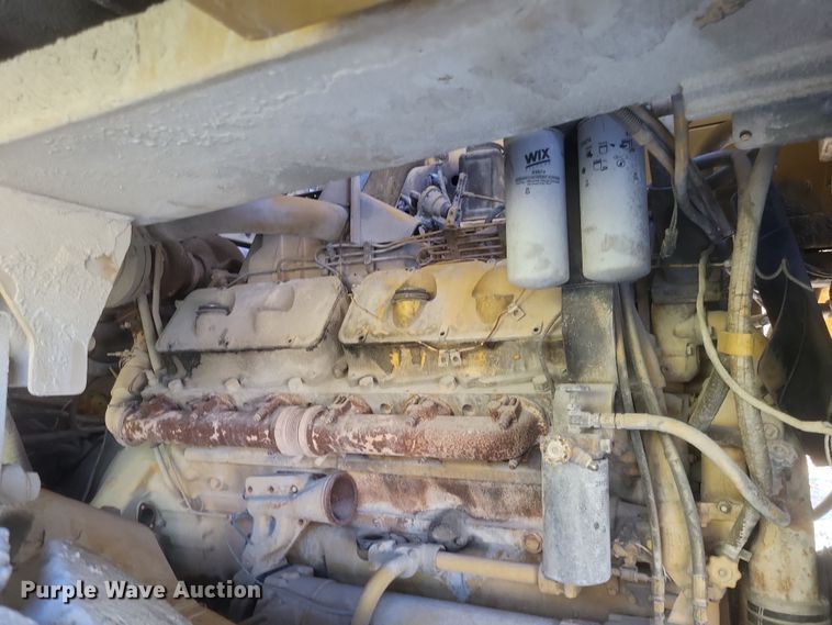 image for item DK1178 1994 Caterpillar 775B  haul truck