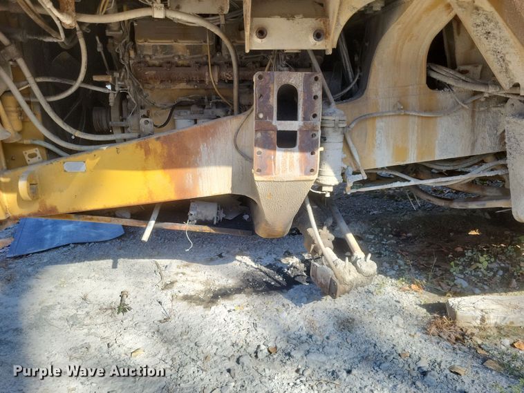 image for item DK1178 1994 Caterpillar 775B  haul truck