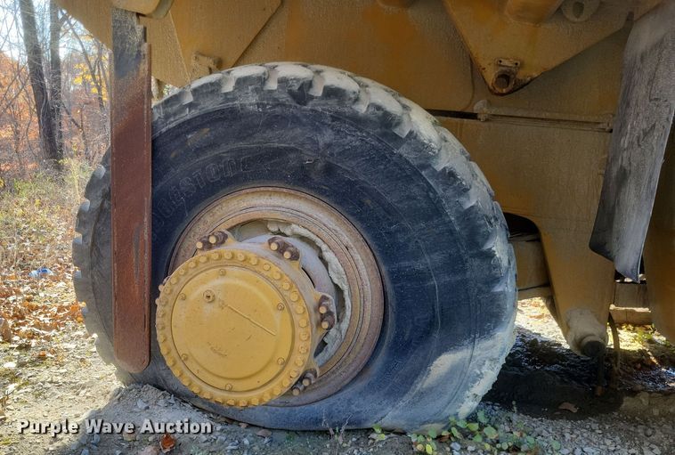 image for item DK1178 1994 Caterpillar 775B  haul truck