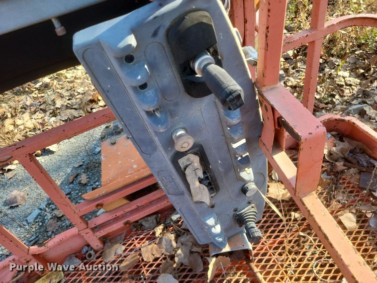 image for item DK1179 1996 JLG 600S  boom lift