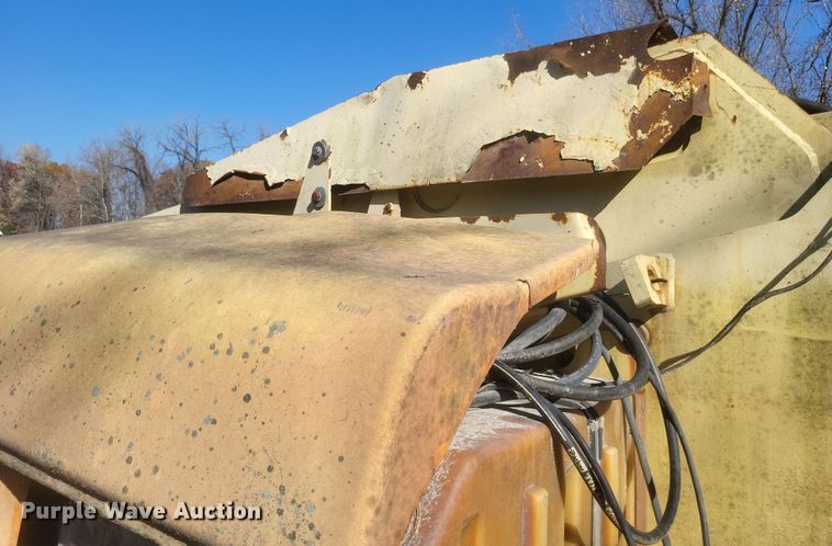 image for item DK1179 1996 JLG 600S  boom lift