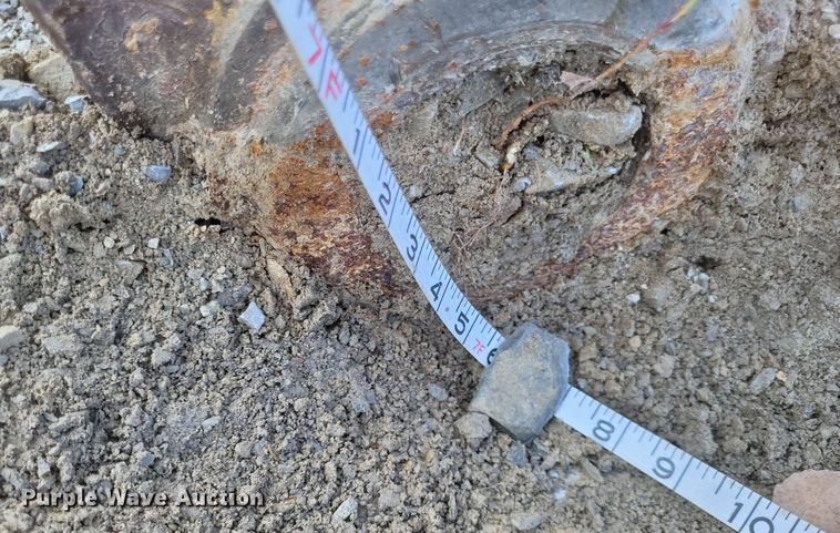 image for item DK1180 Kobelco SK330LC  excavator