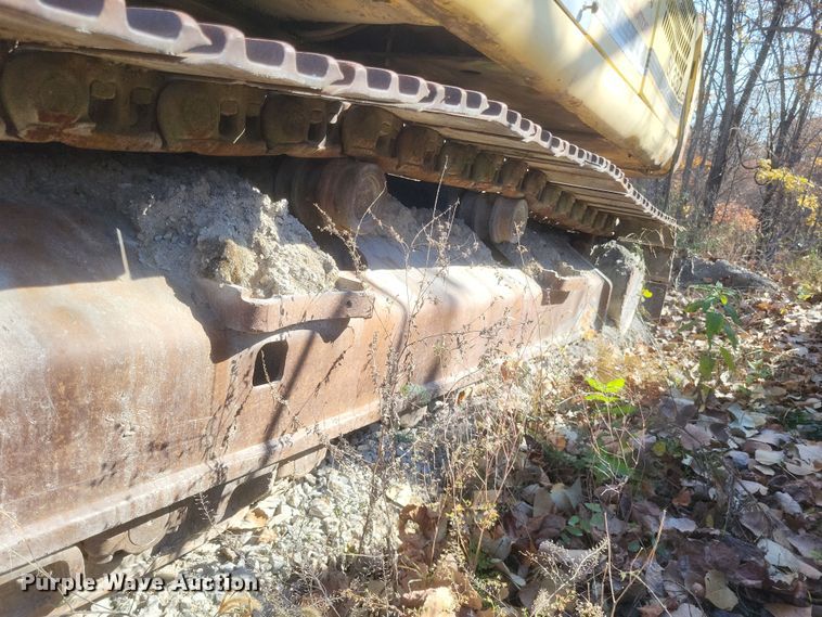 image for item DK1180 Kobelco SK330LC  excavator
