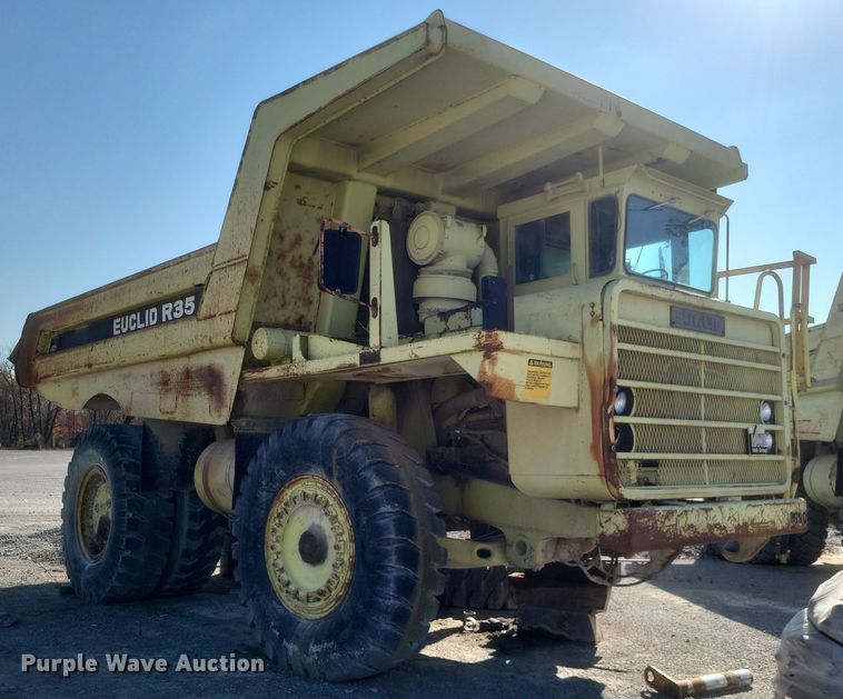 image for item DK1182 1989 Euclid R35  haul truck