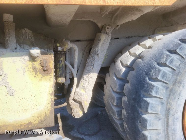 image for item DK1182 1989 Euclid R35  haul truck