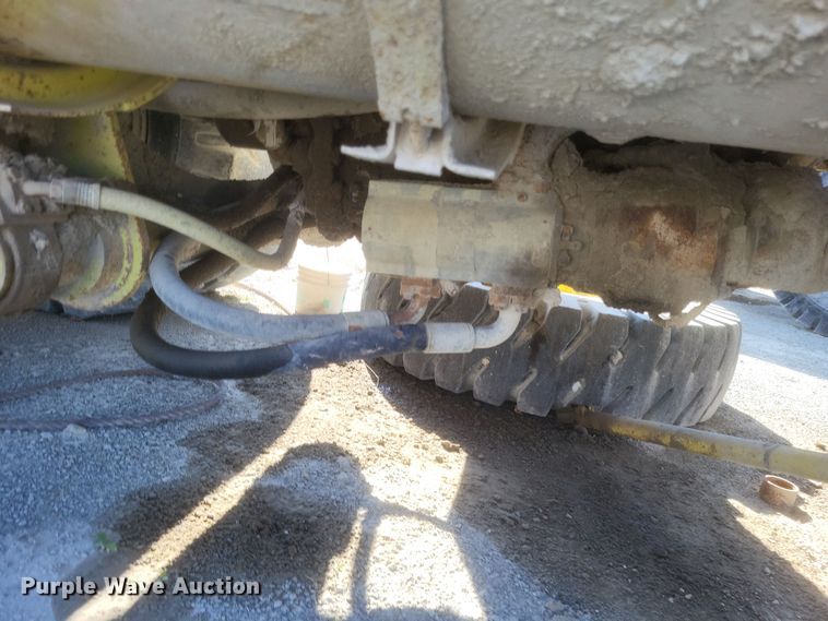 image for item DK1182 1989 Euclid R35  haul truck