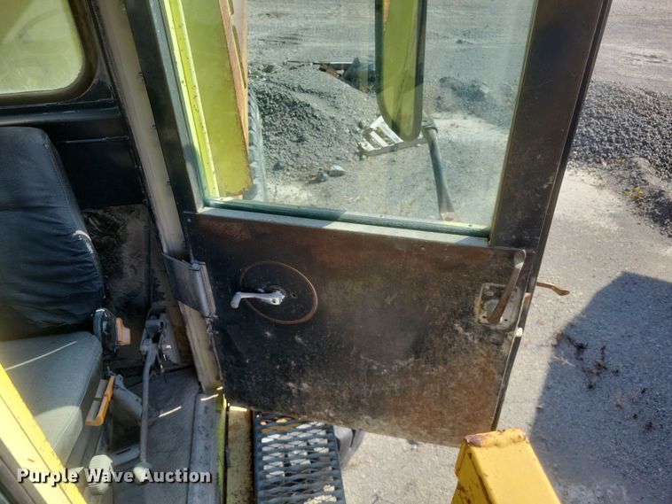 image for item DK1182 1989 Euclid R35  haul truck