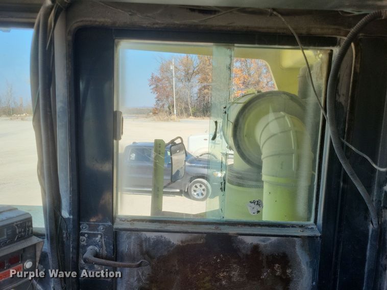 image for item DK1182 1989 Euclid R35  haul truck