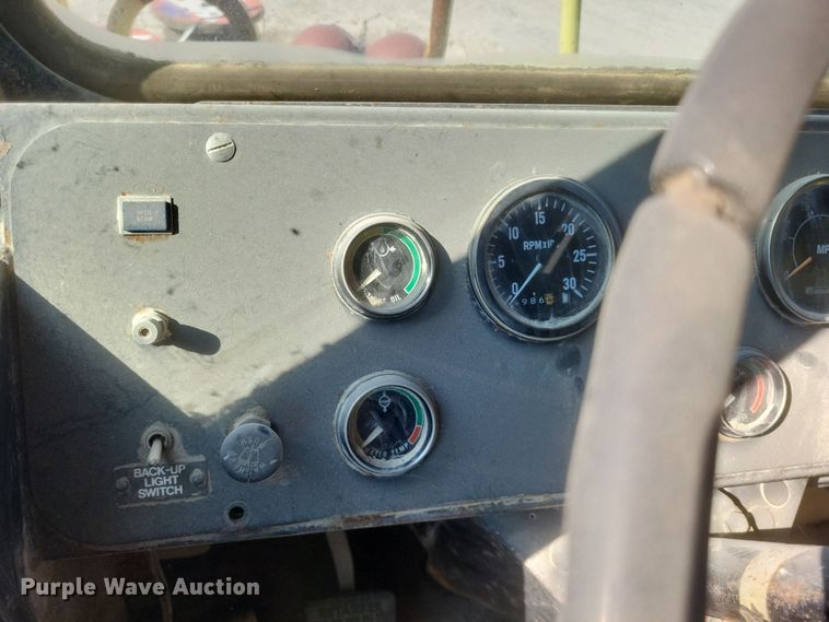 image for item DK1182 1989 Euclid R35  haul truck