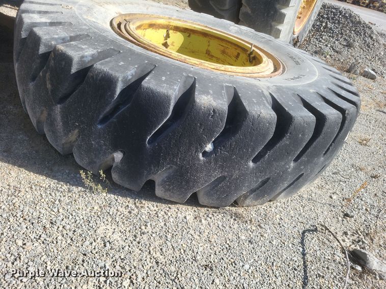 image for item DK1182 1989 Euclid R35  haul truck