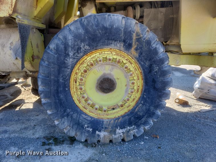 image for item DK1182 1989 Euclid R35  haul truck