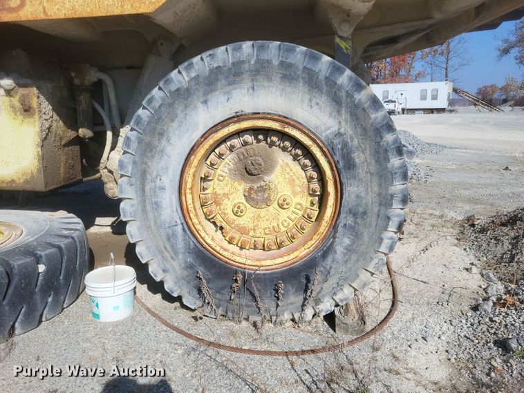 image for item DK1182 1989 Euclid R35  haul truck