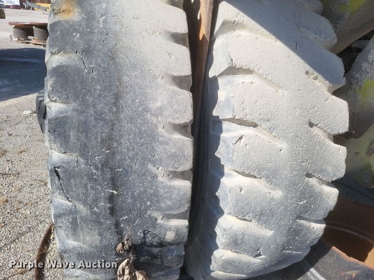 image for item DK1182 1989 Euclid R35  haul truck