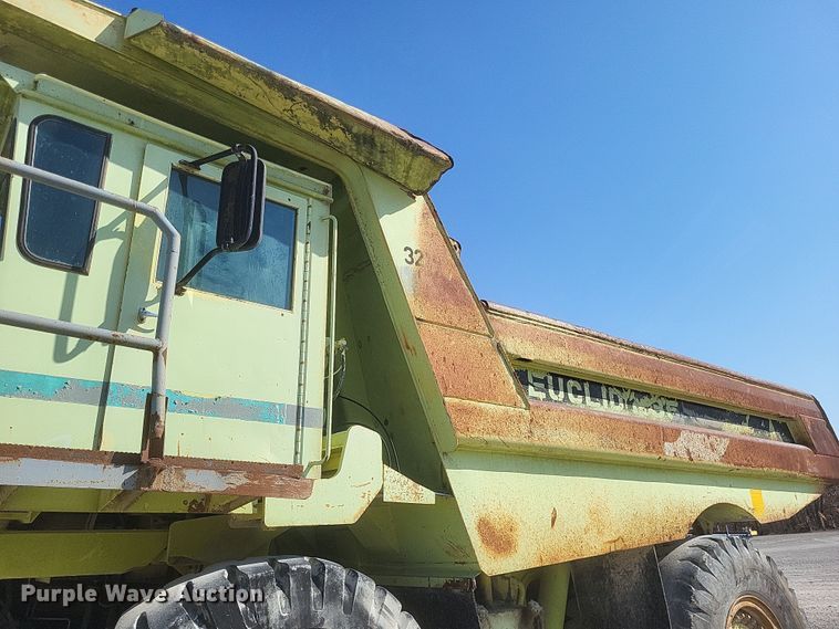 image for item DK1183 1995 Euclid R35  haul truck