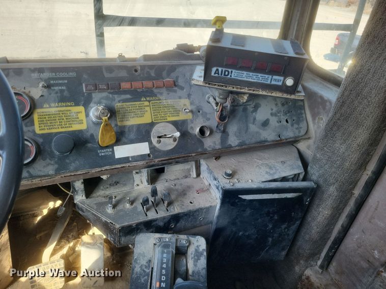 image for item DK1183 1995 Euclid R35  haul truck