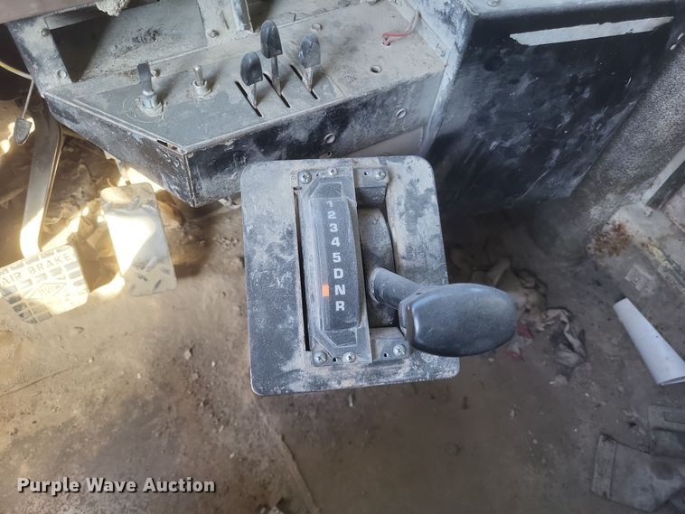 image for item DK1183 1995 Euclid R35  haul truck