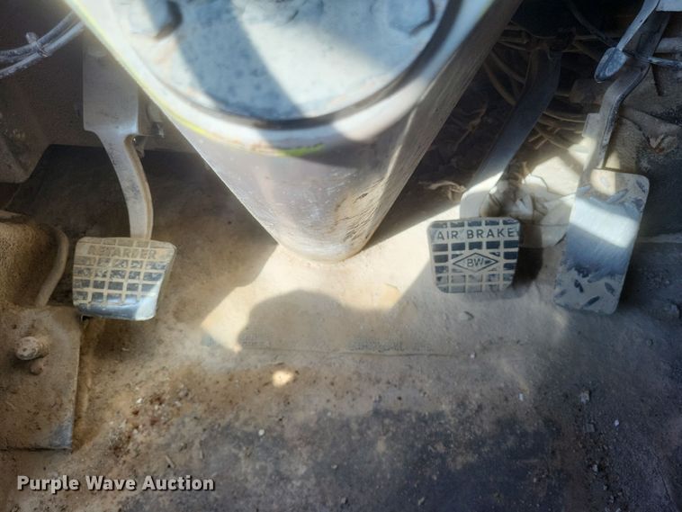 image for item DK1183 1995 Euclid R35  haul truck