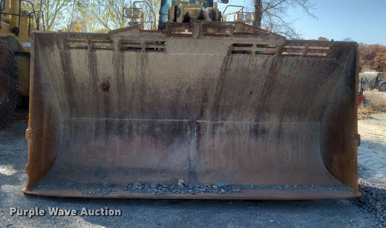 image for item DK1185 2004 Caterpillar 988G  wheel loader