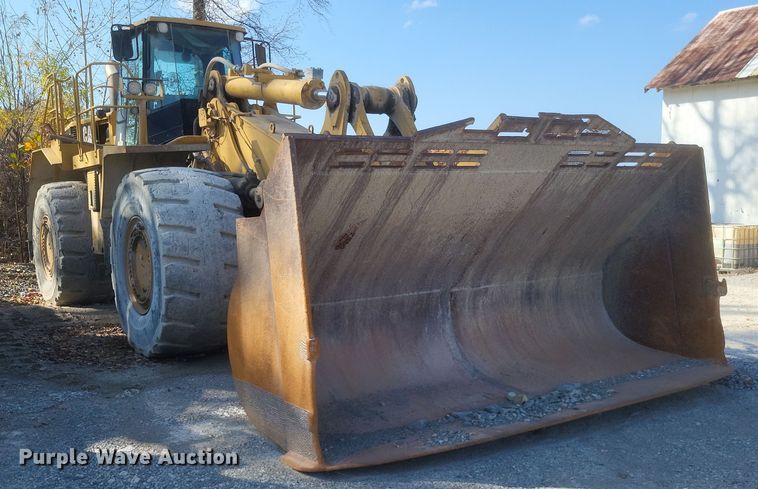 image for item DK1185 2004 Caterpillar 988G  wheel loader